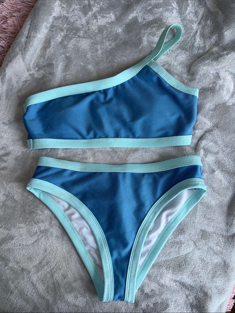 SHEIN Blue Bikini Set with Mint Trim